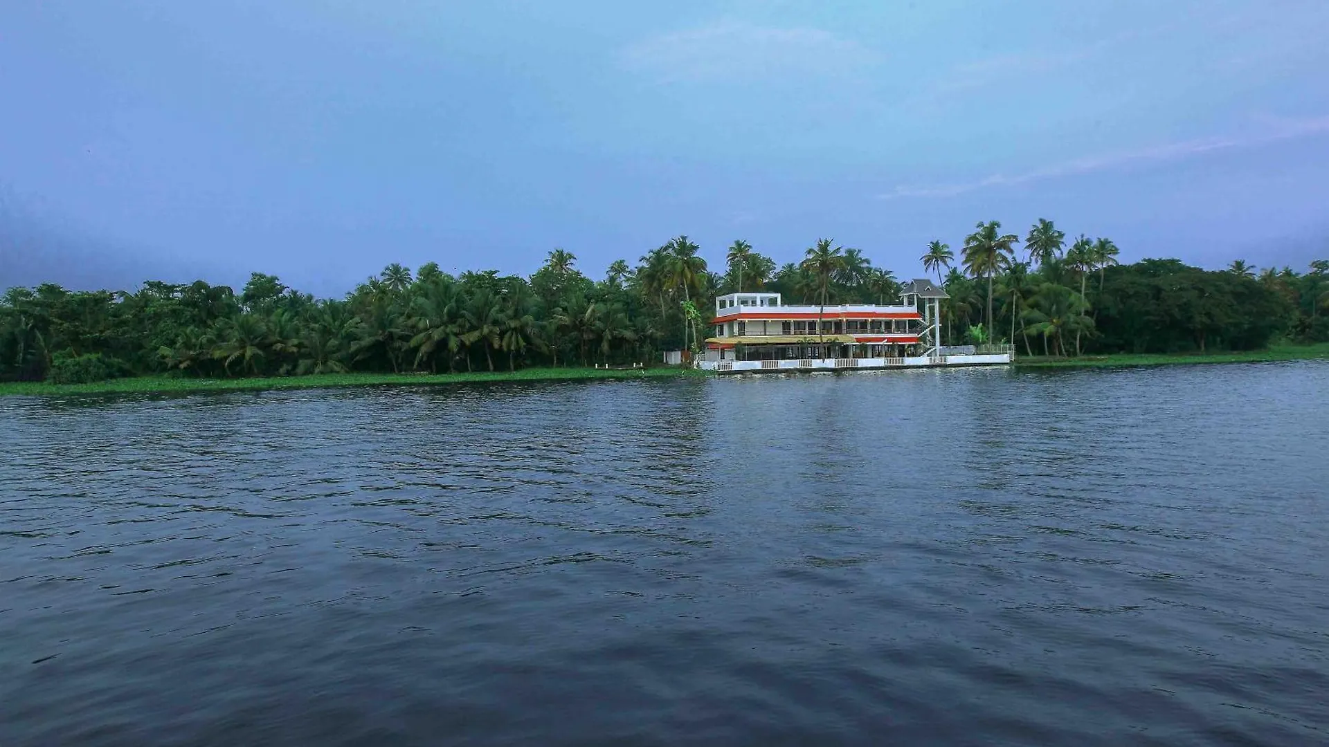 Vembanad Village Backwater Resort Alappuzha