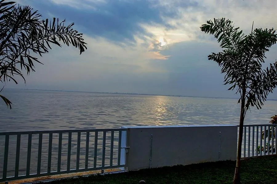 Vembanad Village Backwater Resort Alappuzha 0*,