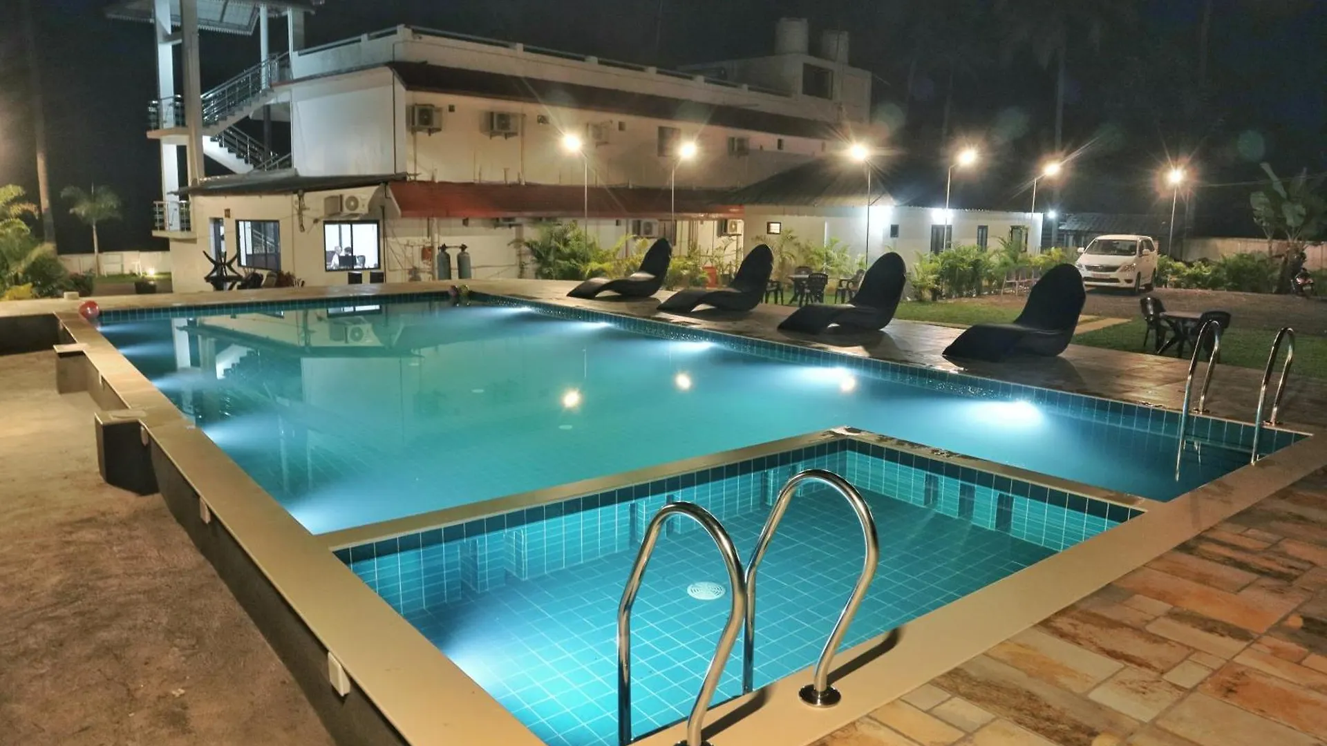 Alappuzha Vembanad Village Backwater Resort הודו