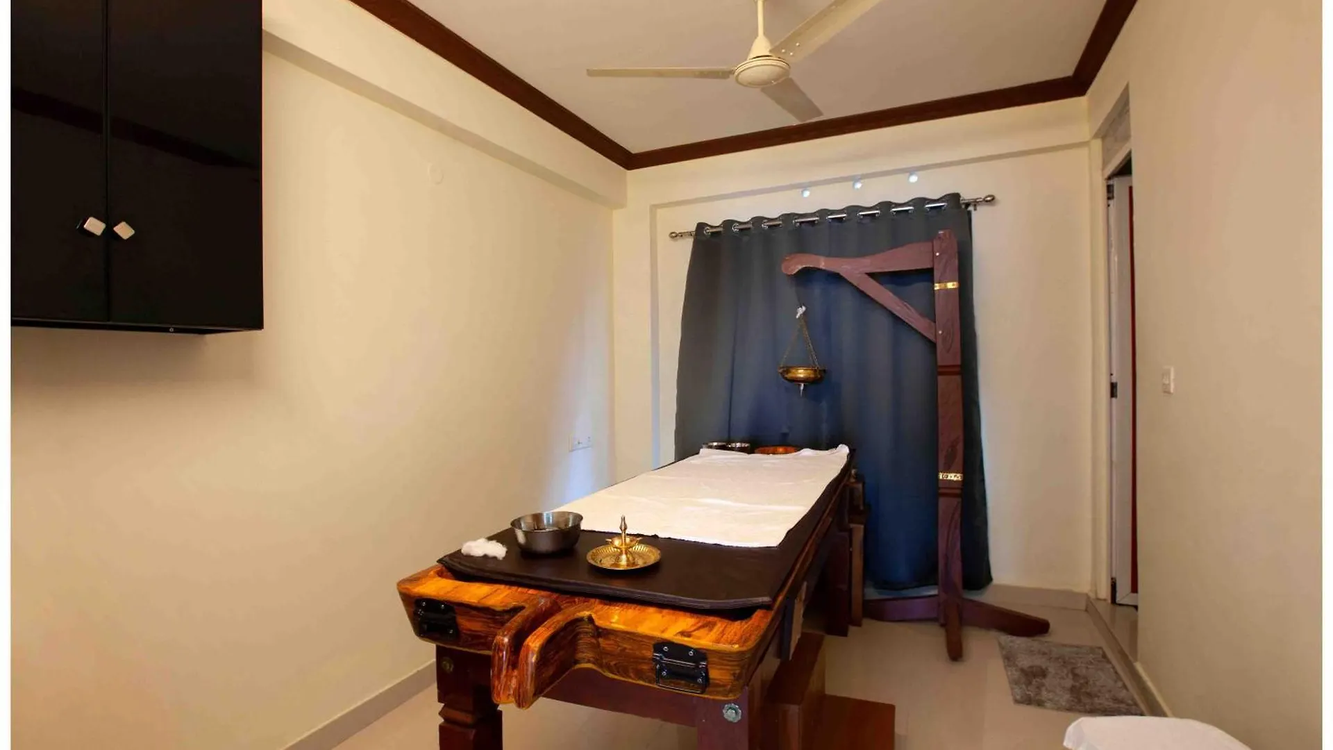 Alappuzha Vembanad Village Backwater Resort הודו